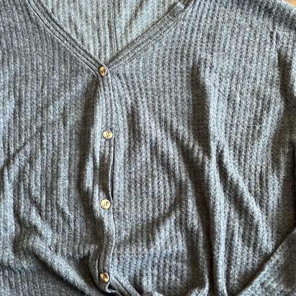 Nwot xl thin sweater - Picture 3 of 3
